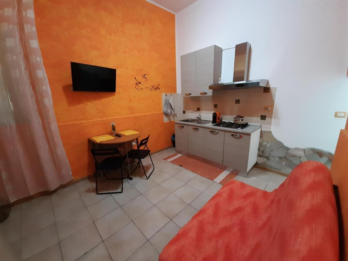 アウグスタCasa Al Duomoアパートメント エクステリア 写真